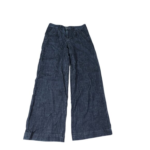 Denim - Time and Tru Size 6 Loose Fit Wide Leg Lite Denim Jeans